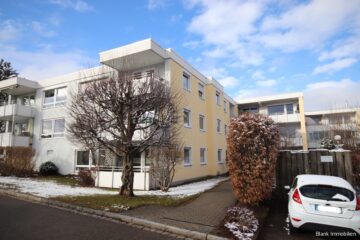 VERMIETET! Helle 4-Zimmer-Wohnung mit 2 Balkonen am Franzosenbauer – in Kempten, 87435 Kempten (Allgäu), Erdgeschosswohnung