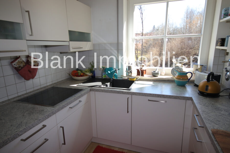 Freistehende 3,5 Zimmer Wohnung mit großem Südbalkon, TG, Stpl, Einbauküche - in Wiggensbach - Küche